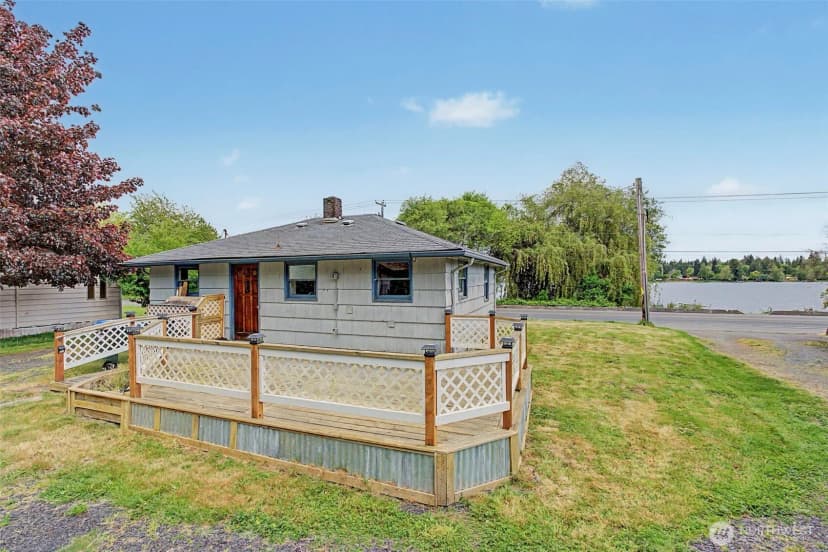 Property photo for 4435 Black Lake Blvd Sw, Olympia photo 14