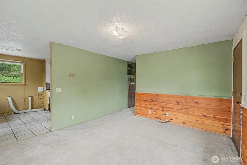 Property photo for 4435 Black Lake Blvd Sw, Olympia photo 10