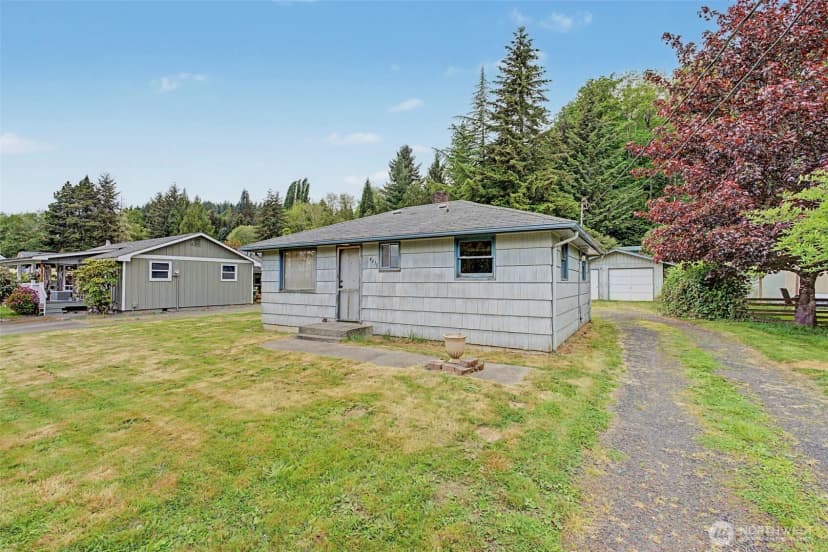 Property photo for 4435 Black Lake Blvd Sw, Olympia