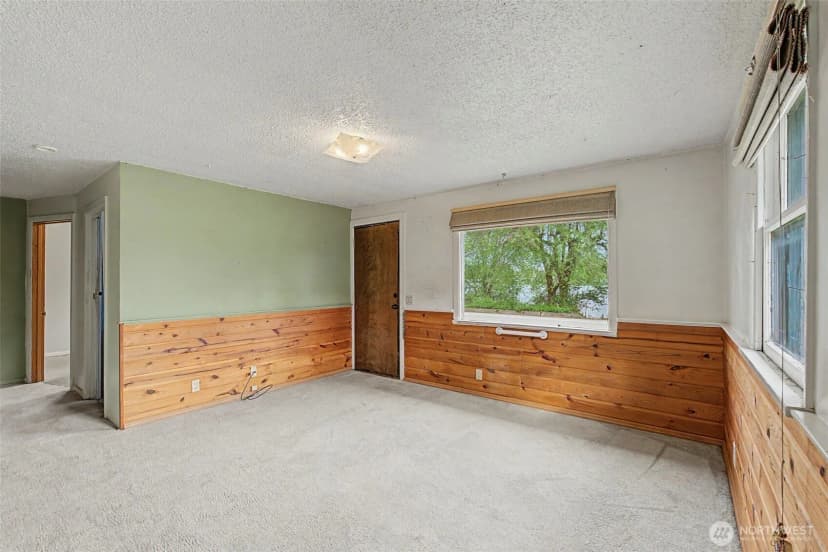 Property photo for 4435 Black Lake Blvd Sw, Olympia photo 9