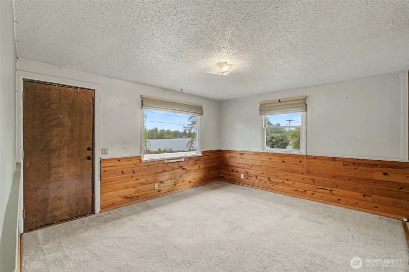 Property photo for 4435 Black Lake Blvd Sw, Olympia photo 12