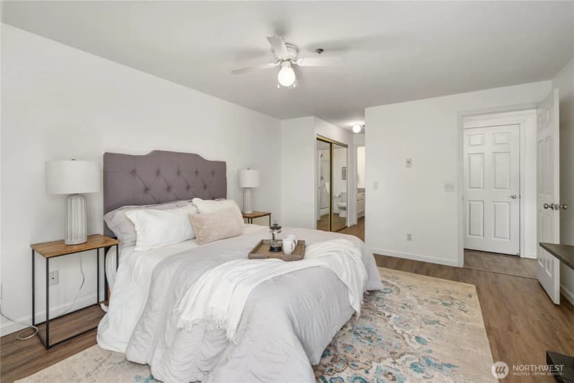 Property photo for 15335 Sunwood Boulevard #c301, Tukwila photo 16