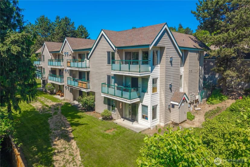 Property photo for 15335 Sunwood Boulevard #c301, Tukwila photo 32
