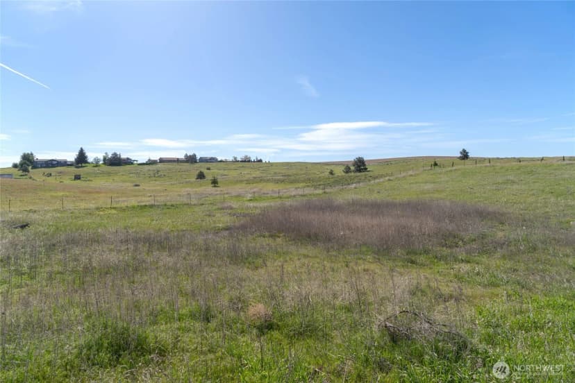 Property photo for 410 E Pine Street, Waterville photo 9