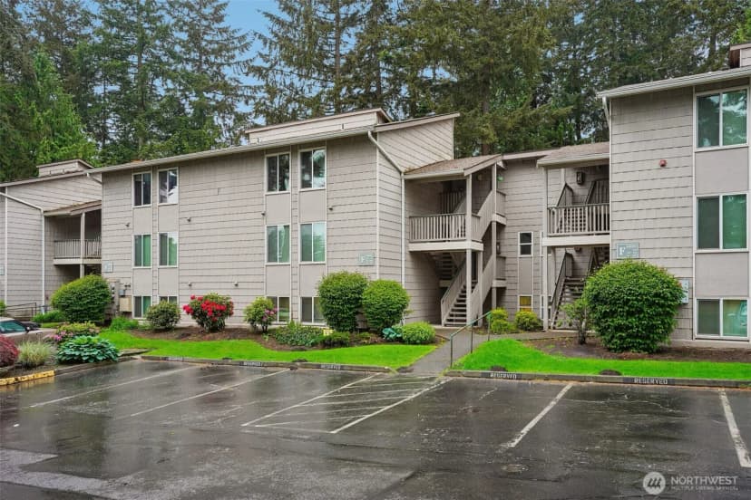 Property photo for 33011 18th Place S #f106, Federal Way photo 20