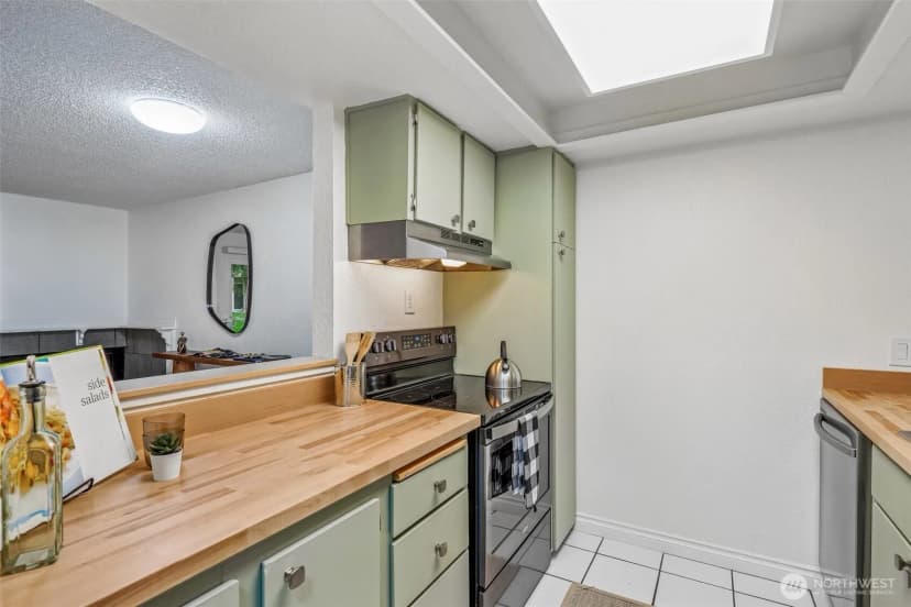 Property photo for 33011 18th Place S #f106, Federal Way photo 9