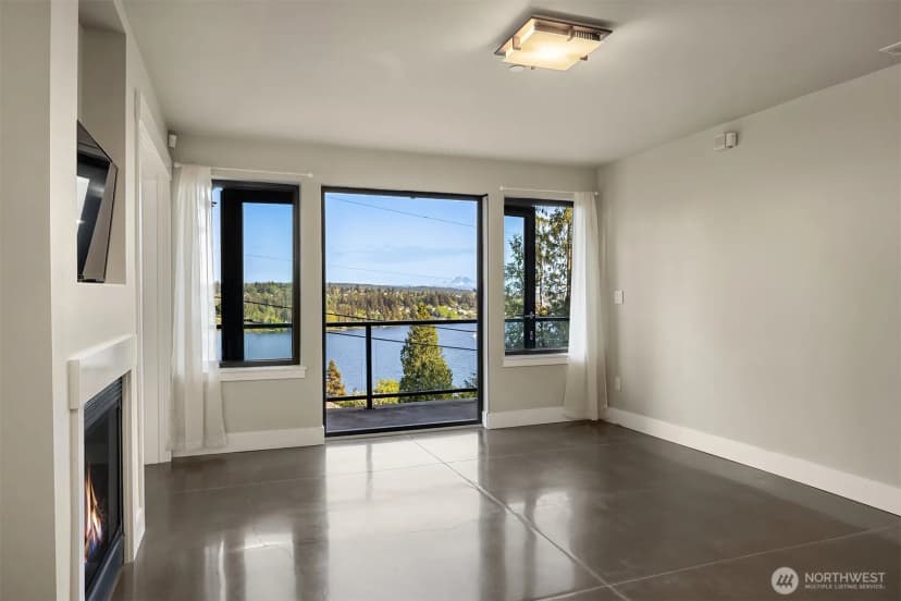Property photo for 8902 Ne 117th Place, Kirkland photo 33