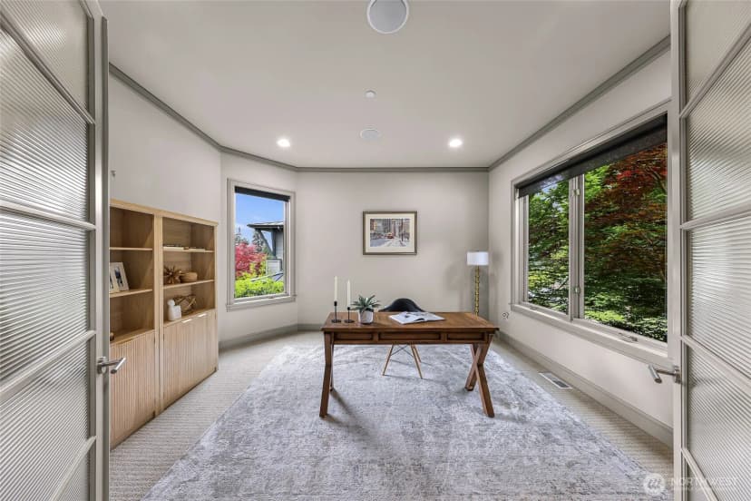 Property photo for 8451 Se 44th Street, Mercer Island photo 9