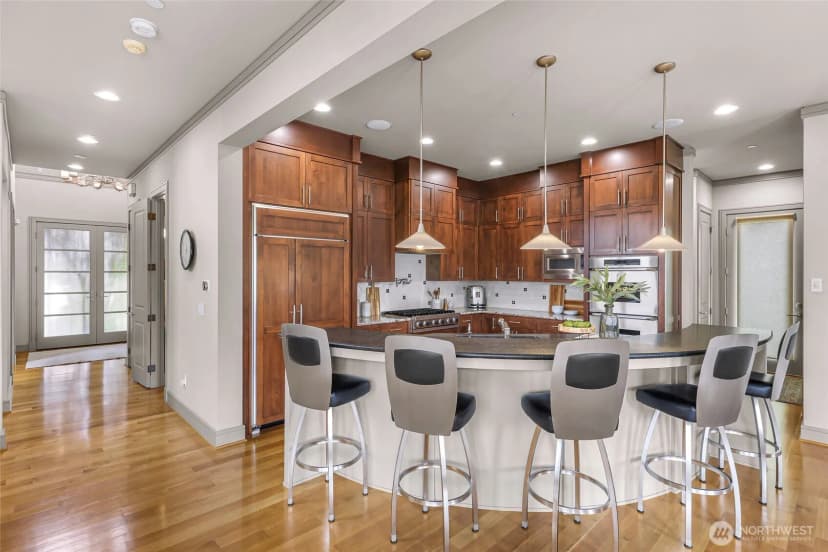 Property photo for 8451 Se 44th Street, Mercer Island photo 12