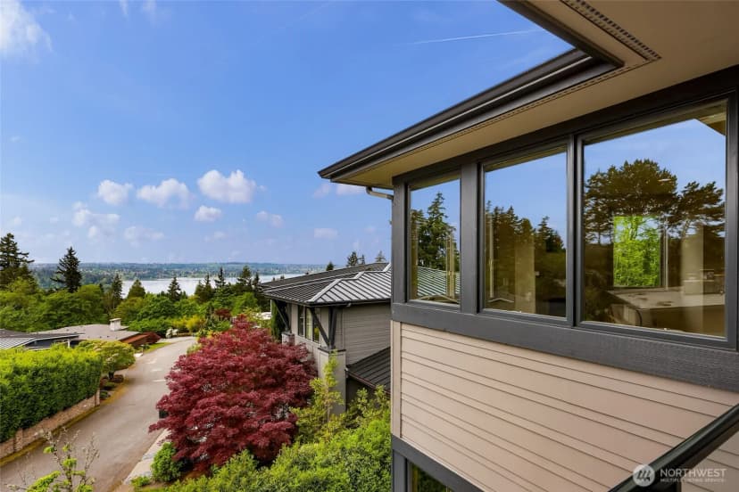 Property photo for 8451 Se 44th Street, Mercer Island photo 27