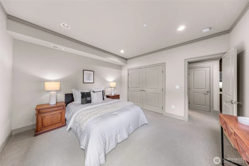 Property photo for 8451 Se 44th Street, Mercer Island photo 36