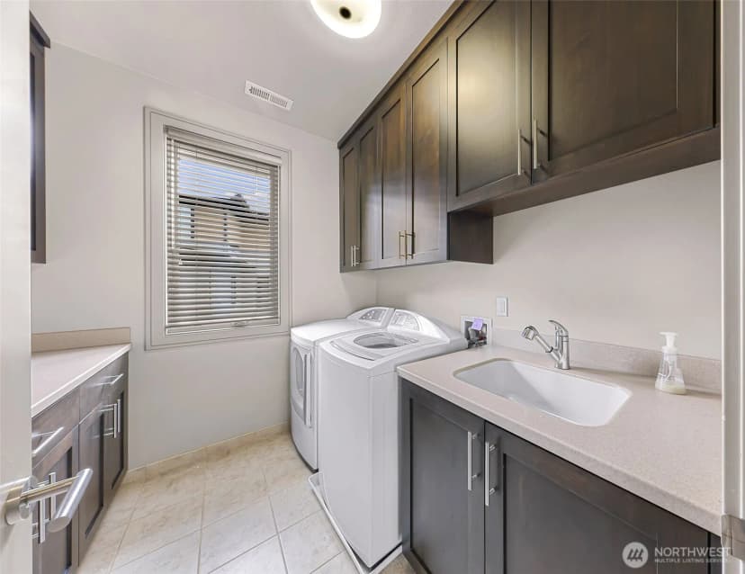Property photo for 8451 Se 44th Street, Mercer Island photo 28