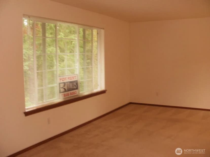 Property photo for 7229 Vandermark Road E, Bonney Lake photo 6