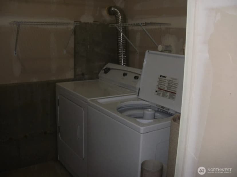 Property photo for 7229 Vandermark Road E, Bonney Lake photo 19