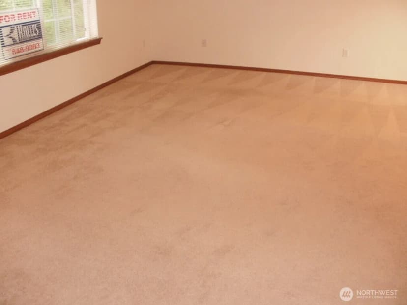 Property photo for 7229 Vandermark Road E, Bonney Lake photo 5