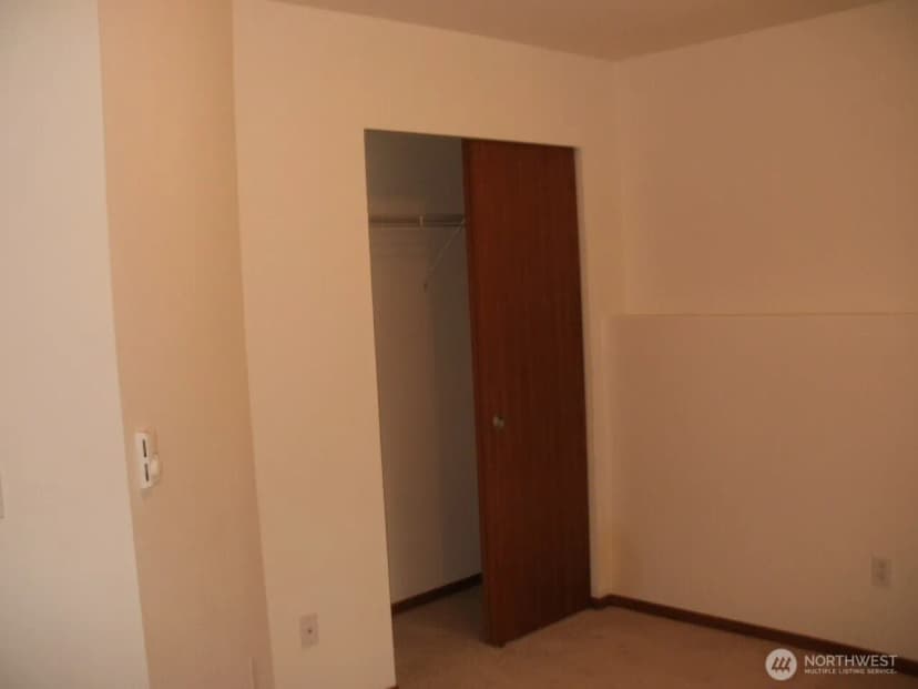 Property photo for 7229 Vandermark Road E, Bonney Lake photo 15