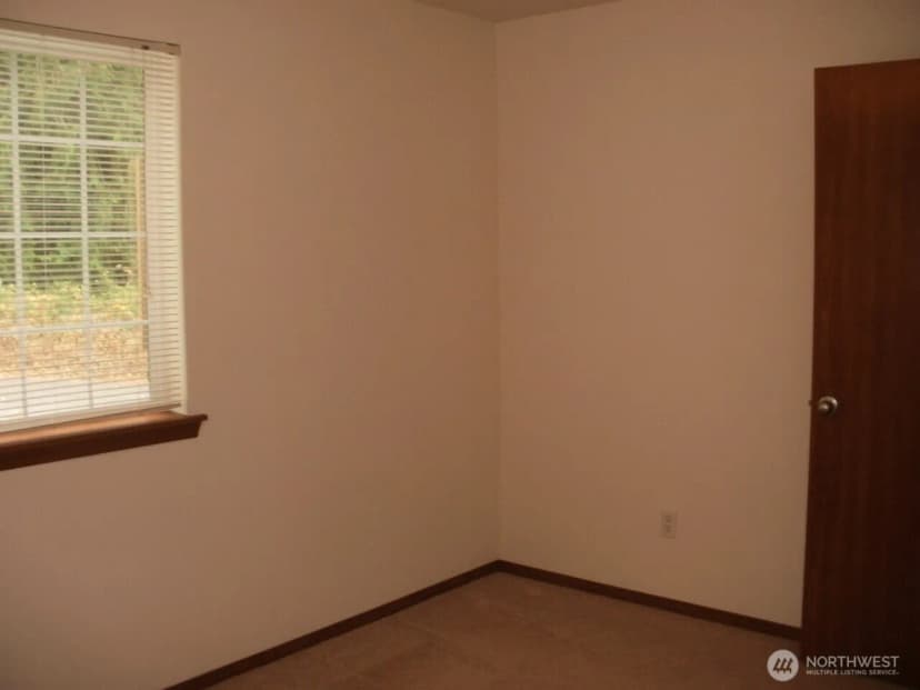 Property photo for 7229 Vandermark Road E, Bonney Lake photo 16