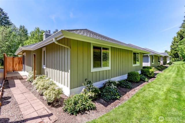 Property photo for 4525 7th Street Se #8, Puyallup photo 2