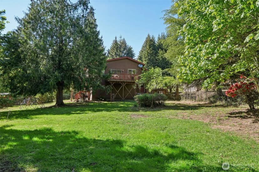 Property photo for 215 Ne 386th Street, Woodland photo 31