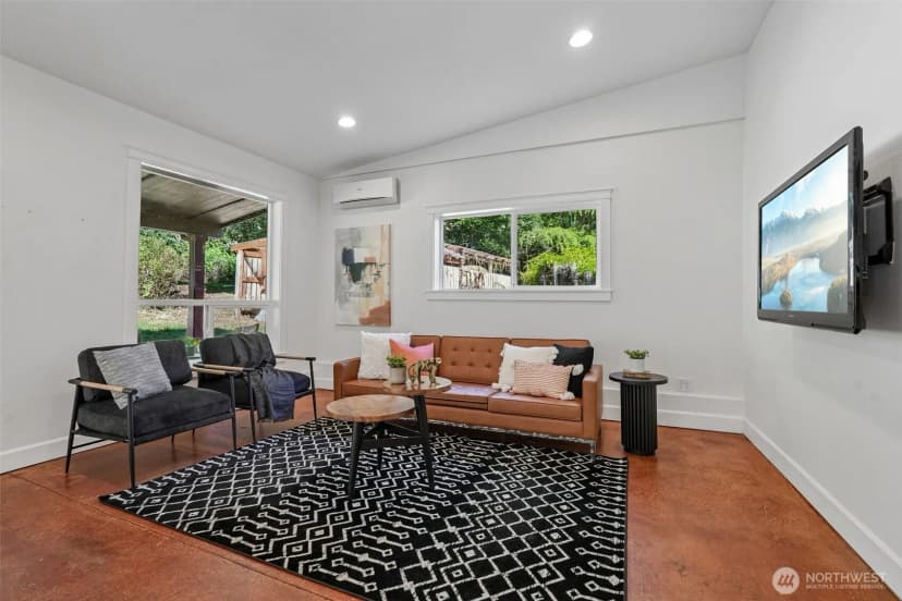 Property photo for 215 Ne 386th Street, Woodland photo 6