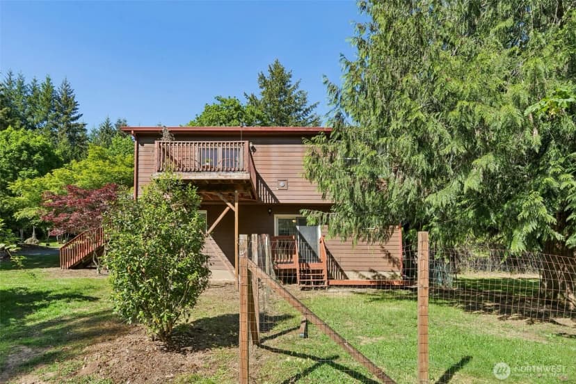 Property photo for 215 Ne 386th Street, Woodland photo 32