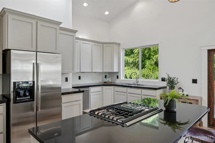 Property photo for 215 Ne 386th Street, Woodland photo 18