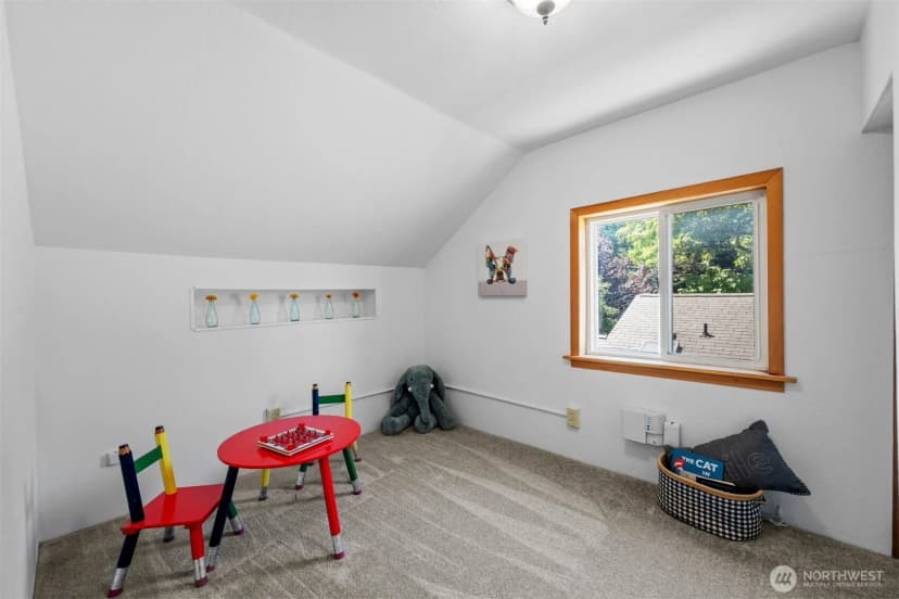 Property photo for 2119 Monroe Avenue, Everett photo 14