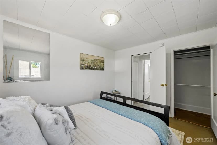 Property photo for 2119 Monroe Avenue, Everett photo 11