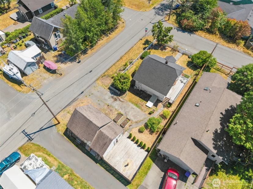 Property photo for 2119 Monroe Avenue, Everett photo 22