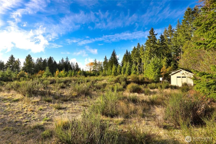 Property photo for 63 Wayne Road W, Seabeck photo 8