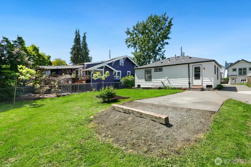 Property photo for 9032 15th Avenue Sw, Seattle photo 14