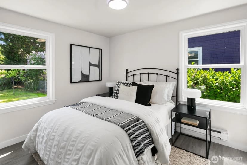 Property photo for 9032 15th Avenue Sw, Seattle photo 9