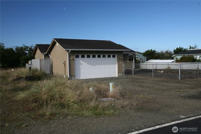 Property photo for 34905 I Street, Ocean Park photo 3