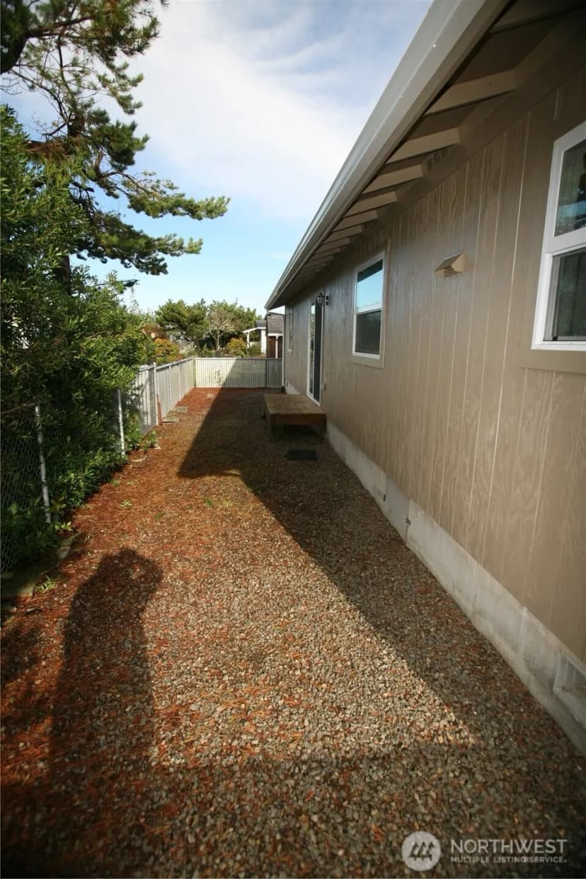 Property photo for 34905 I Street, Ocean Park photo 9