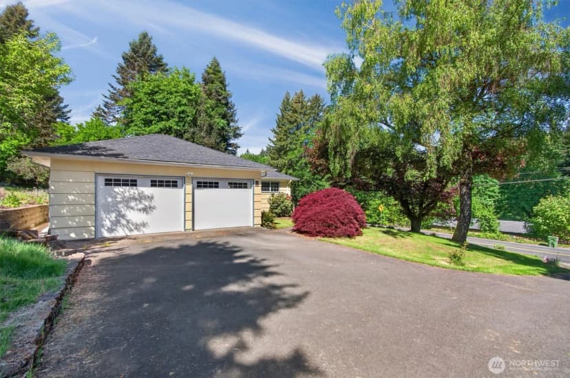 Property photo for 914 Coal Creek Road, Longview photo 6