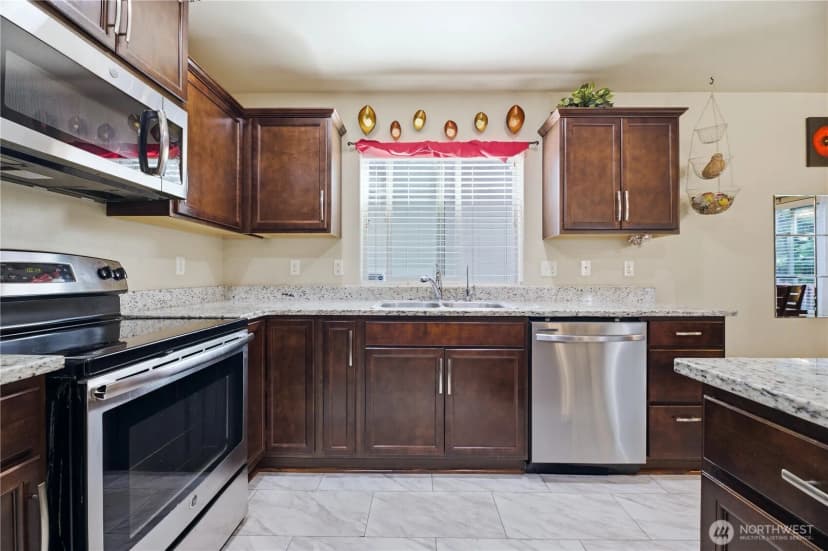 Property photo for 2231 Se Kelby Circle, Port Orchard photo 9