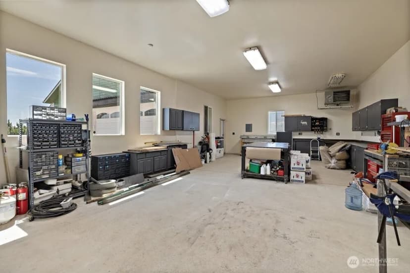 Property photo for 500 Saint Hilarire Road, Yakima photo 23