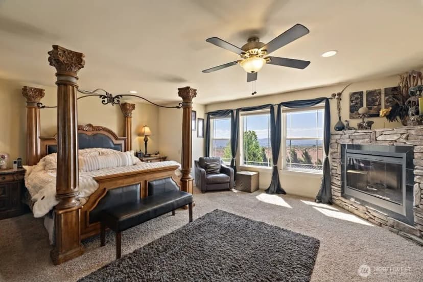 Property photo for 500 Saint Hilarire Road, Yakima photo 15
