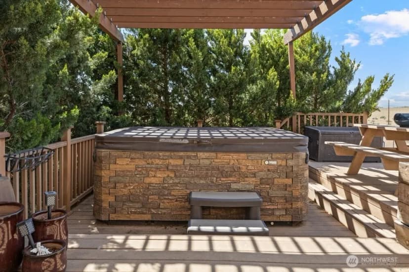 Property photo for 500 Saint Hilarire Road, Yakima photo 26