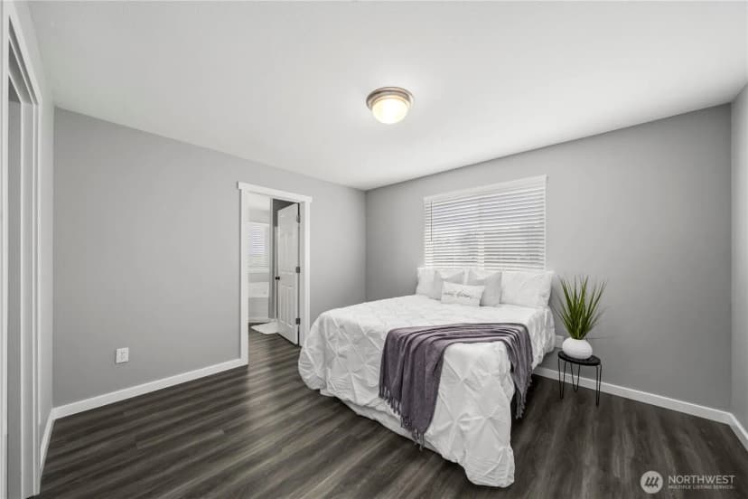 Property photo for 7249 Radius Loop Se, Lacey photo 16
