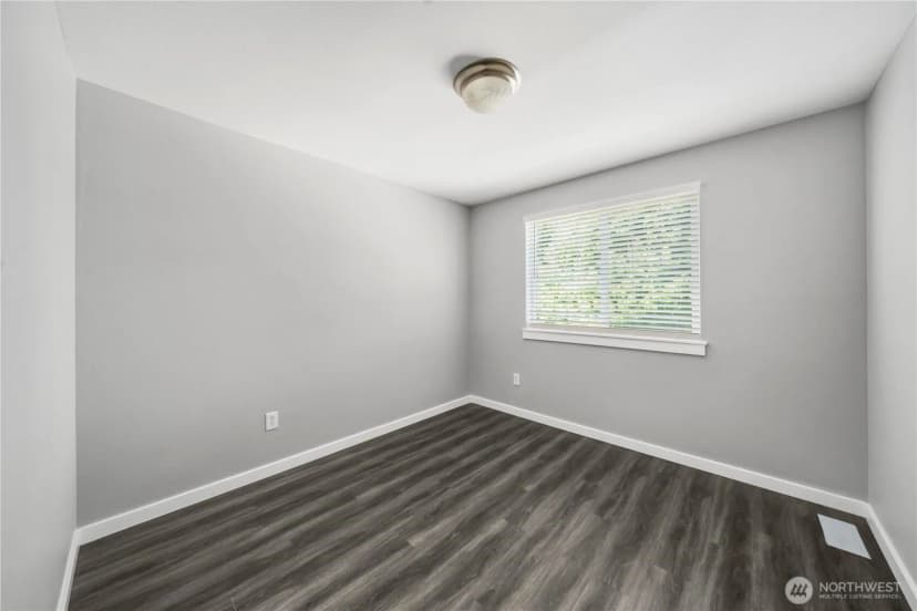 Property photo for 7249 Radius Loop Se, Lacey photo 23