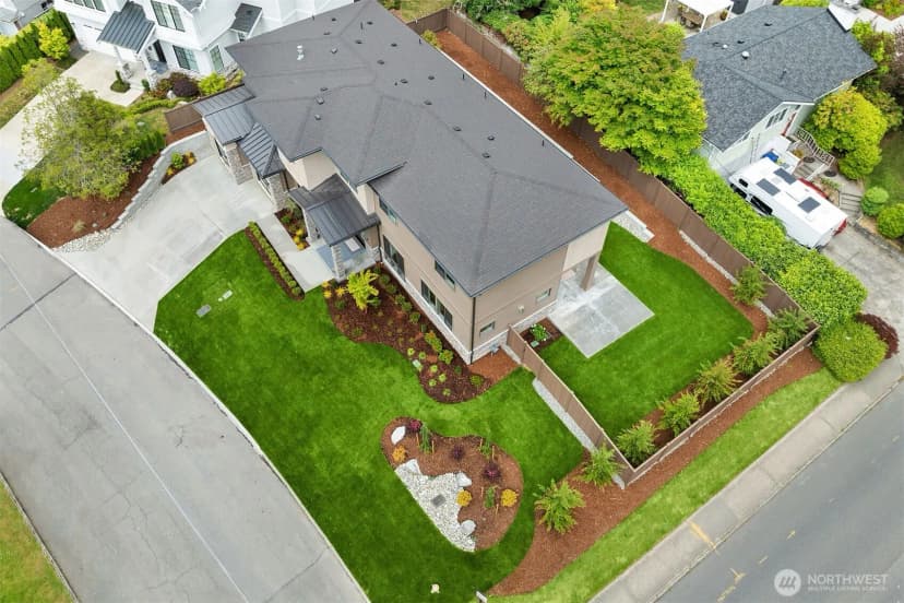 Property photo for 16390 Ne 1st Street, Bellevue photo 38