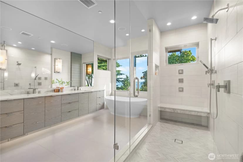 Property photo for 946 7th Court, Fox Island photo 22