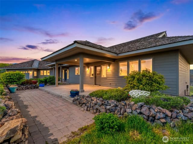 Property photo for 500 Connery Road, Wenatchee photo 2