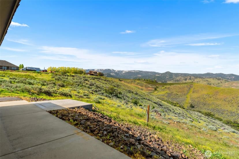Property photo for 500 Connery Road, Wenatchee photo 32