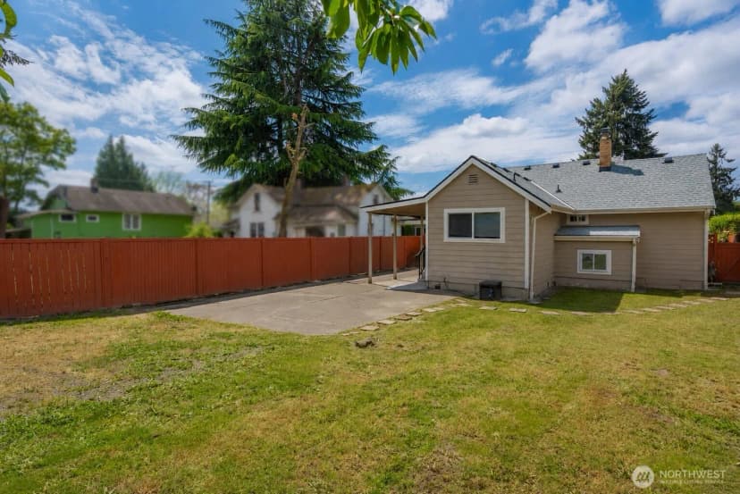 Property photo for 516 Pelly Avenue N, Renton photo 8