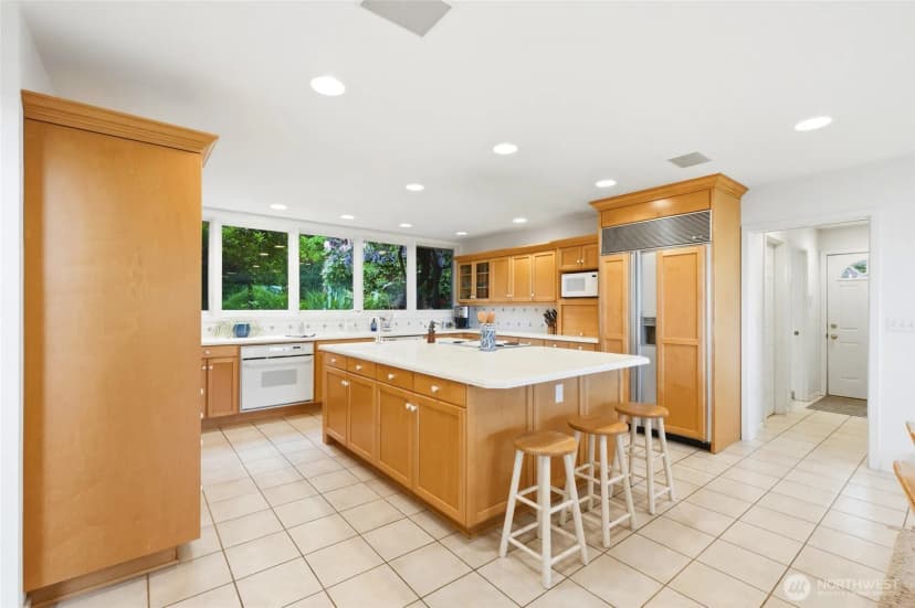 Property photo for 250 Heather Road, Everett photo 12