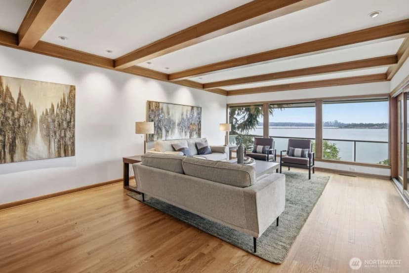 Property photo for 2514 Shoreland Drive S, Seattle photo 6
