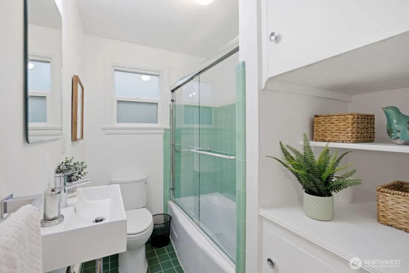 Property photo for 2514 Shoreland Drive S, Seattle photo 27
