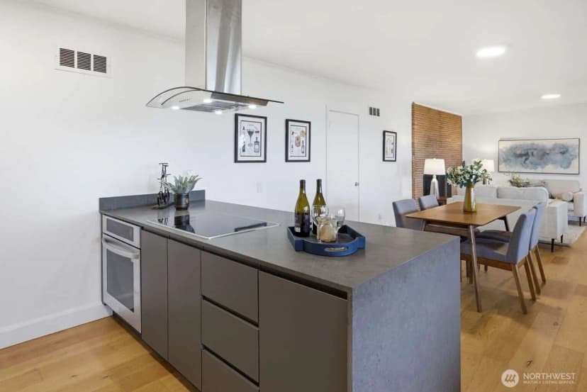 Property photo for 2514 Shoreland Drive S, Seattle photo 31